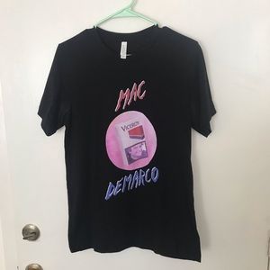 Mac Demarco shirt